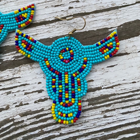 Steer Earrings Turquoise Western Beaded Cow Bull - Picture 2 of 7